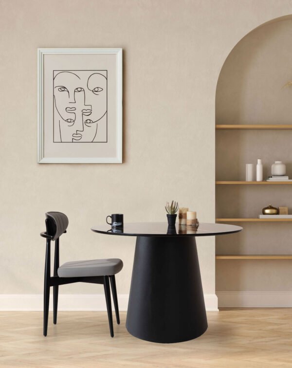DN1051/GUSTO ROUND DINING TABLE