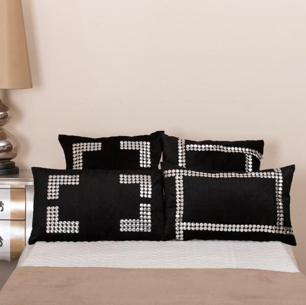 TP1046/CUSHION DELUXE BLACK POLYESTER - Image 2